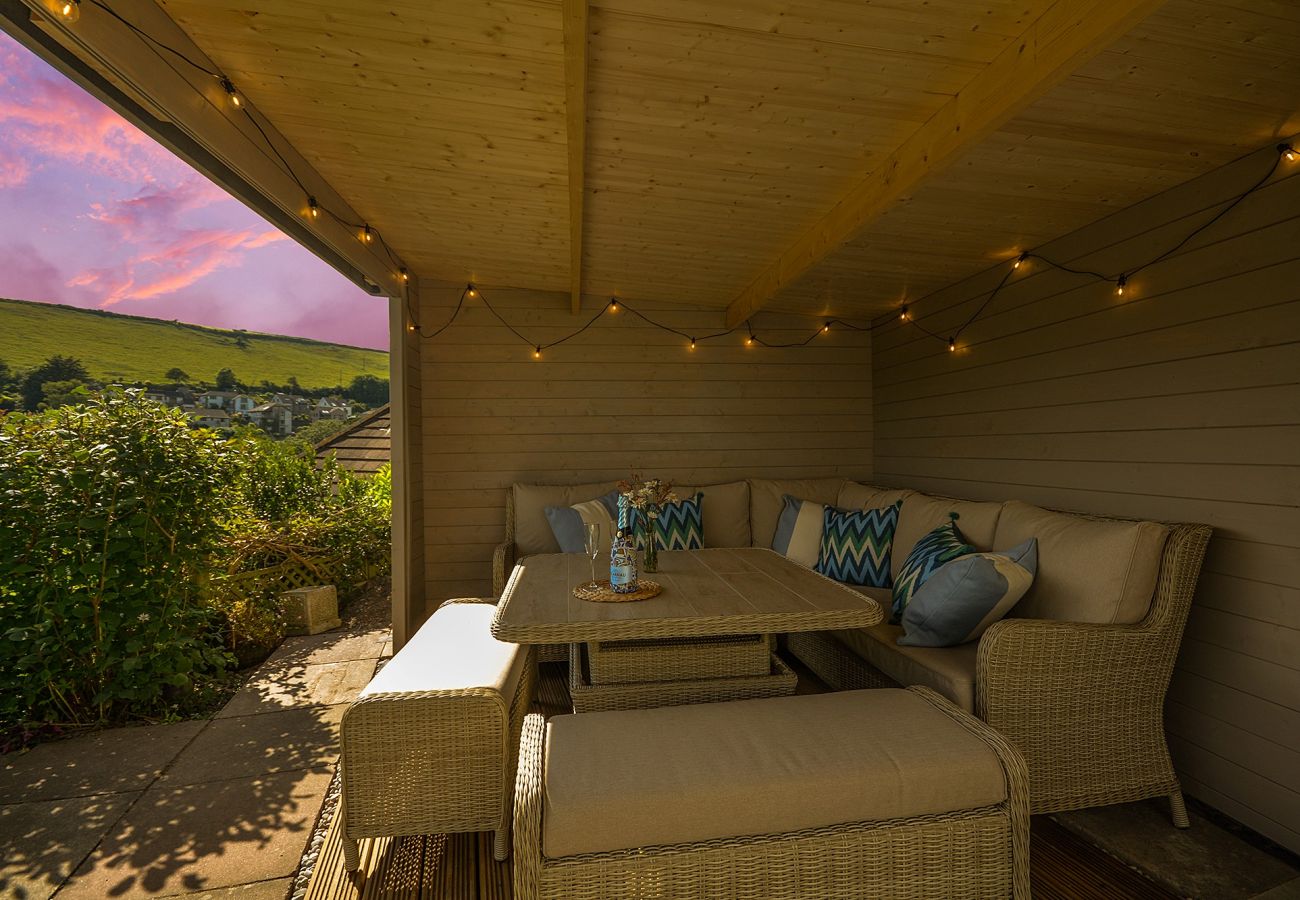Cottage in Kingsand - Hillside House
