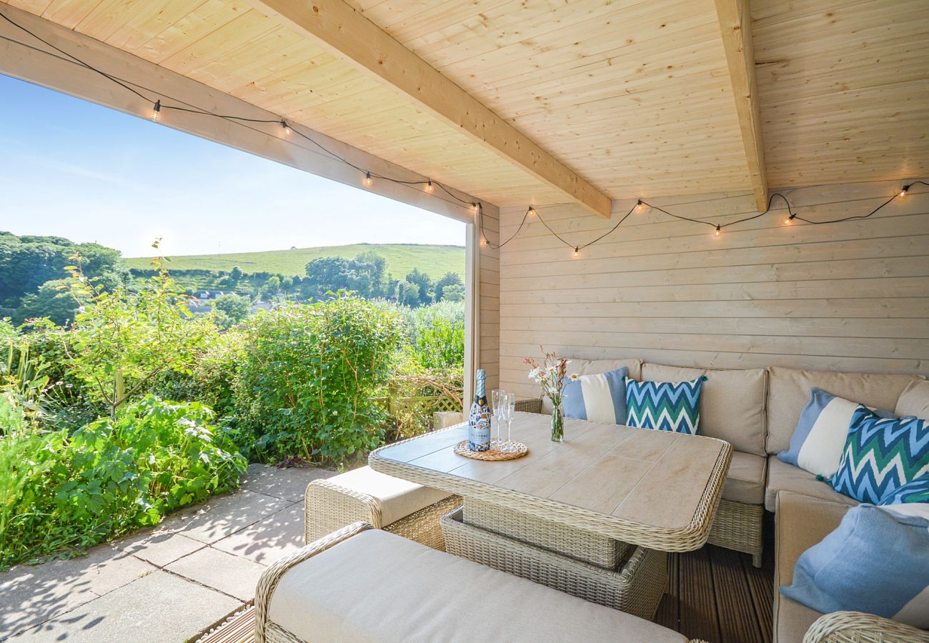 Cottage in Kingsand - Hillside House