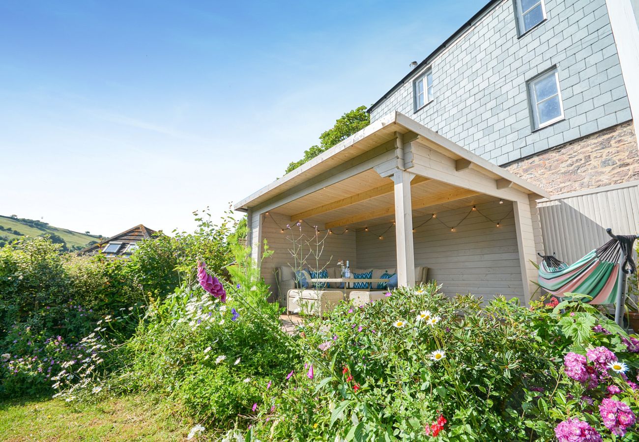 Cottage in Kingsand - Hillside House