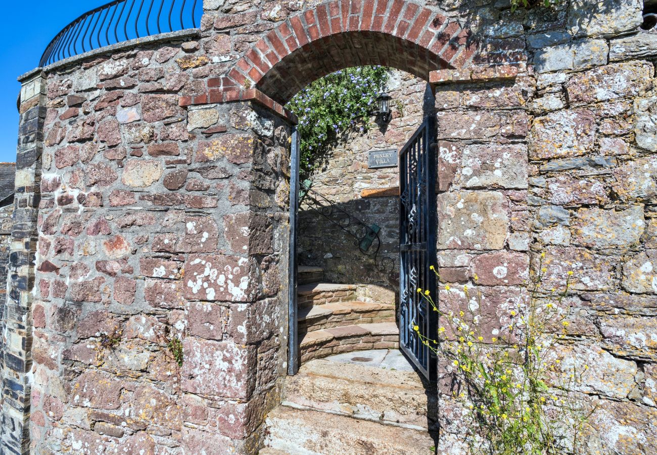 House in Kingsand - Penley Villa