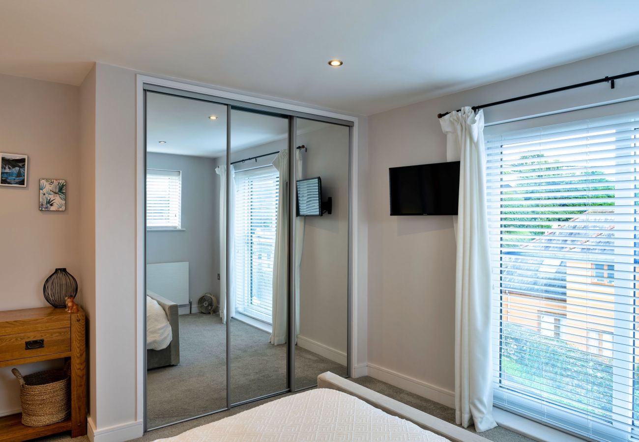 House in Millbrook - Lake View