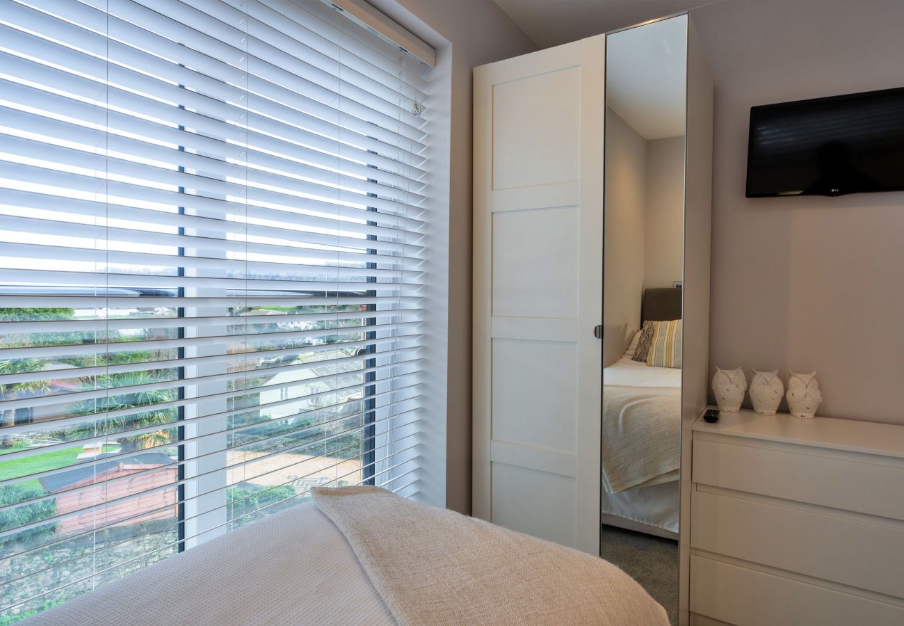 House in Millbrook - Lake View