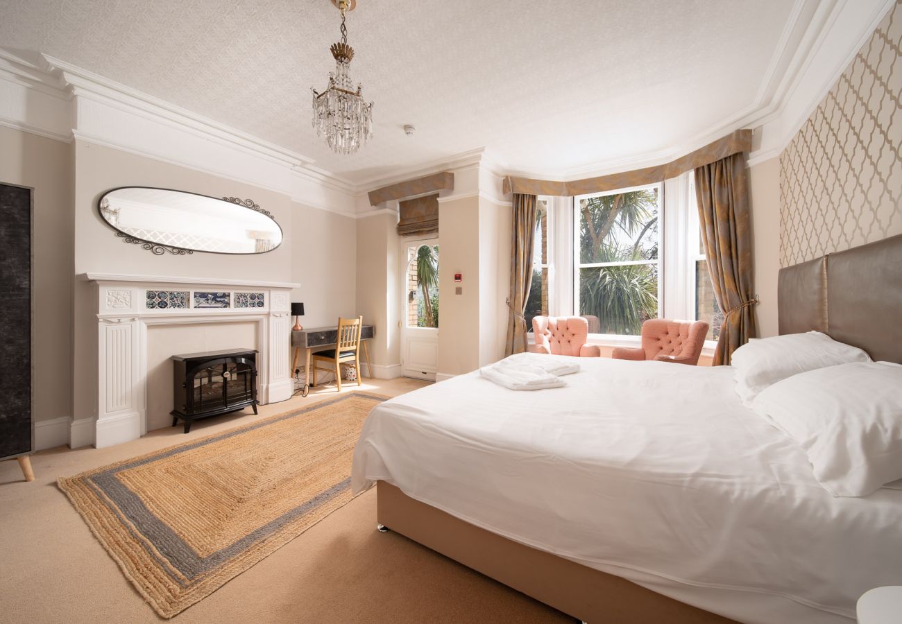 House in Ilfracombe - Westwell Hall