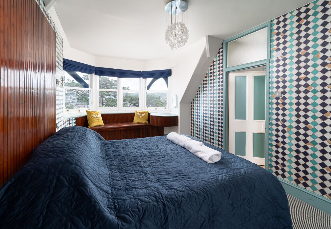 House in Ilfracombe - Westwell Hall