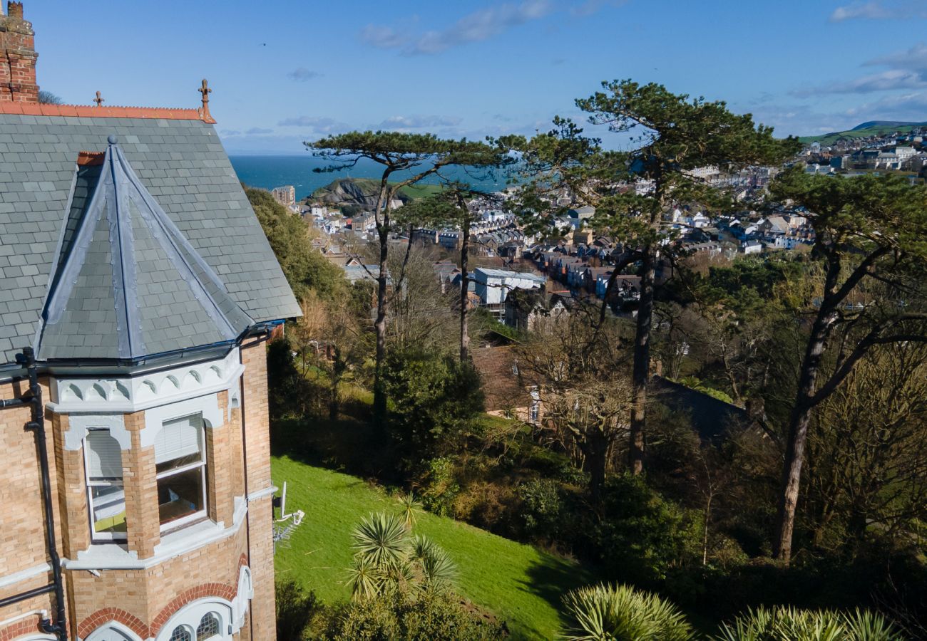 House in Ilfracombe - Westwell Hall