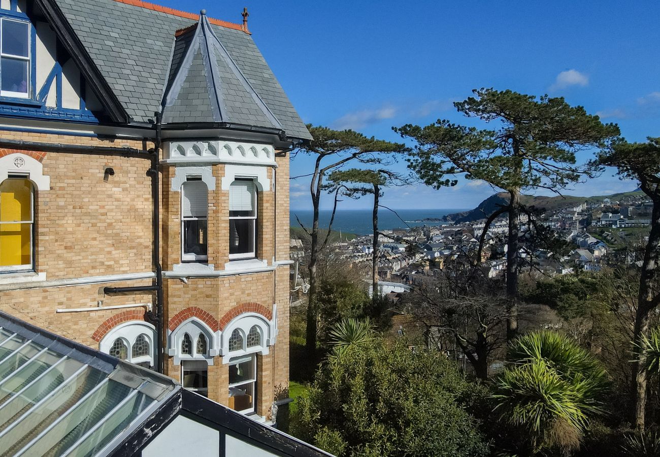 House in Ilfracombe - Westwell Hall