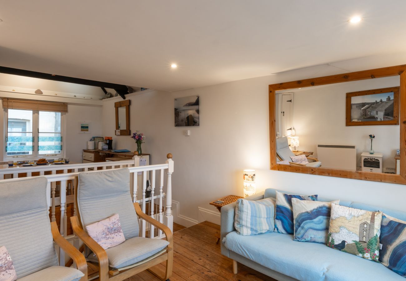 Cottage in Kingsand - Chough Cottage