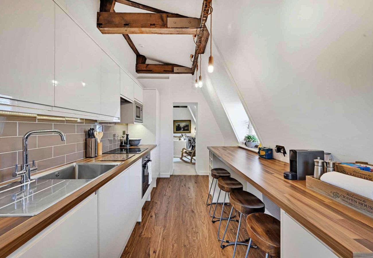 Apartment in East Molesey - Craven House, Park Suite