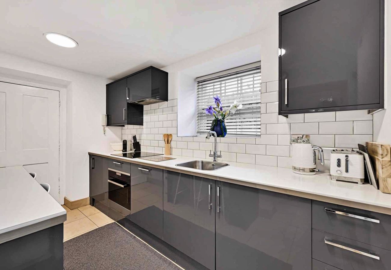 Apartment in East Molesey - Craven House, The Studio