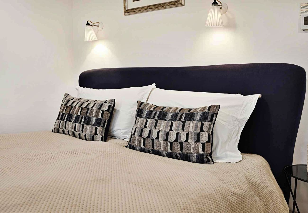 Apartment in East Molesey - Craven House, The Studio